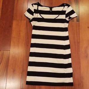 H&M long black & white striped tshirt dress